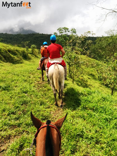 things to do in la fortuna and arenal - horseback riding