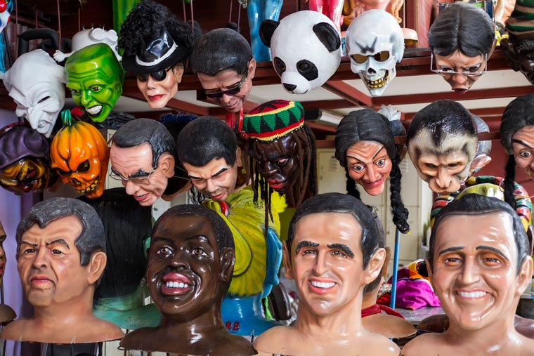 Heredia cultural tour - Barva masks 1