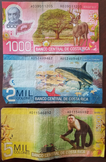How to Handle Money in Costa Rica - Costa Rican colones