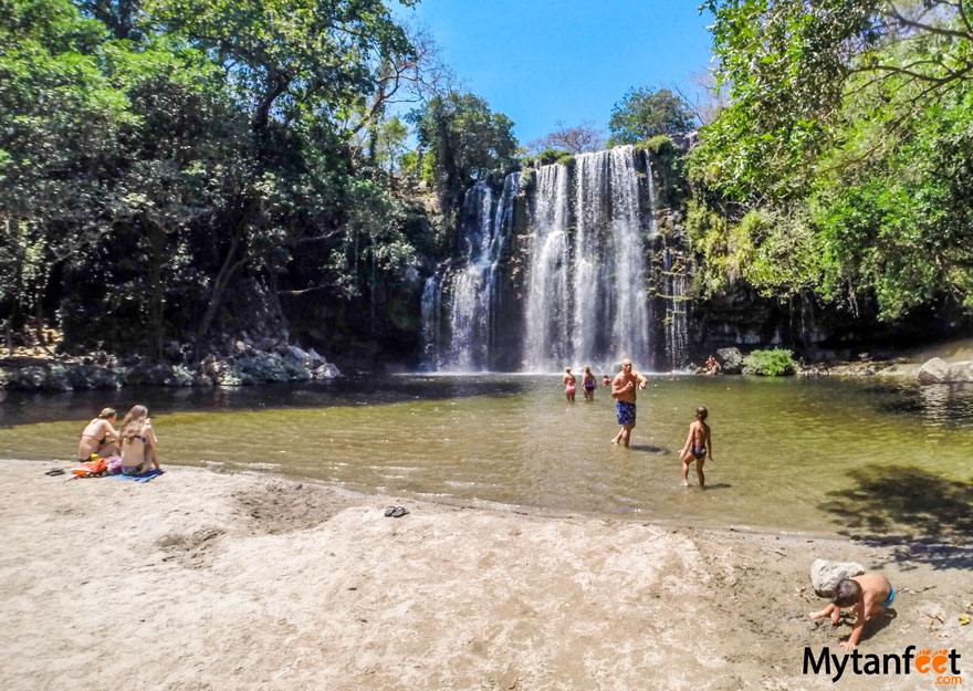 Catarata Llanos de Cortes waterfall - Best waterfalls in Costa Rica