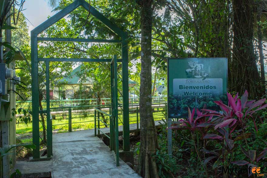 How to get to Tortuguero - Tortuguero National Park entrance