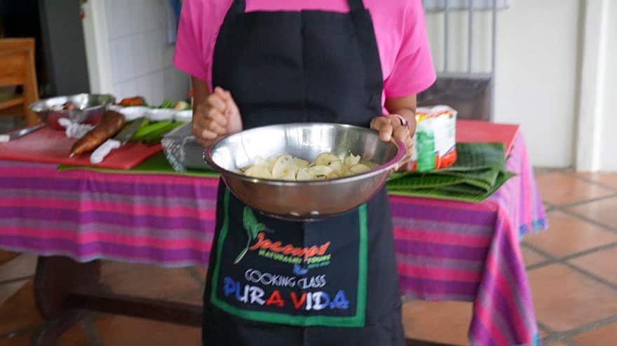 costa rica cooking class yuca chips