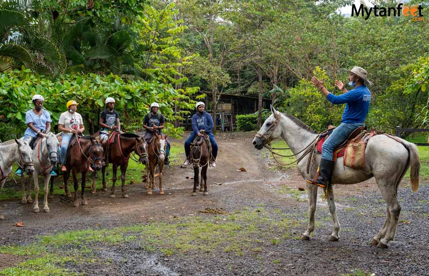 jaco horseback riding